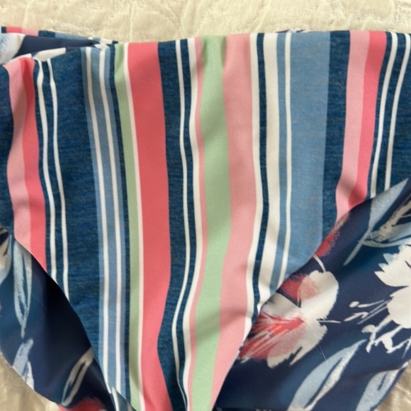 Splendid size 14 girls bikini reversible painted desert - Picture 3 of 3